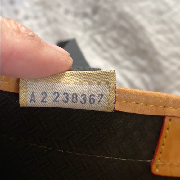 Rooney $ Bourke handbag - Picture 4 of 9